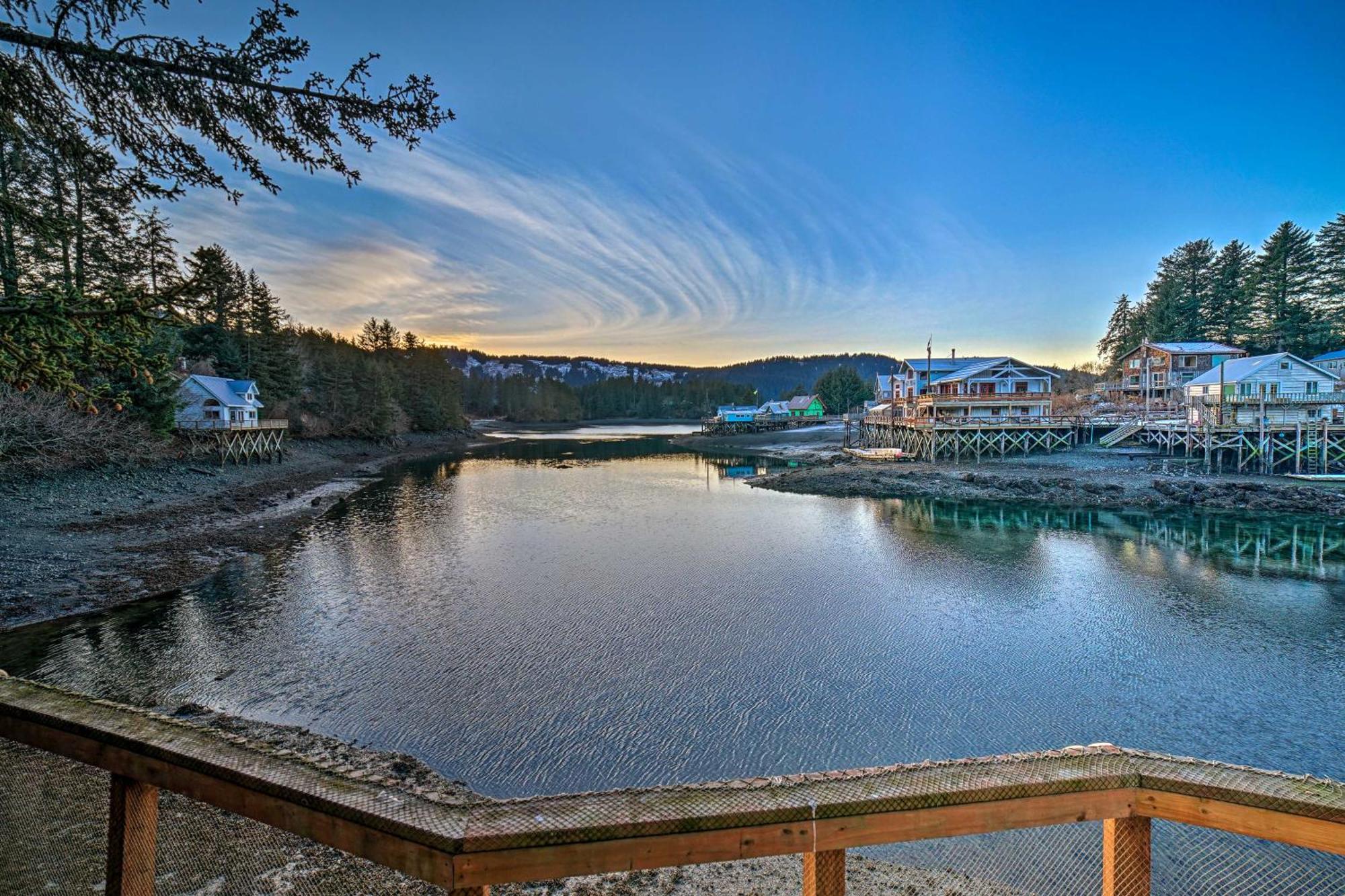 Swanhouse. Waterfront Home. Seldovia Exterior photo